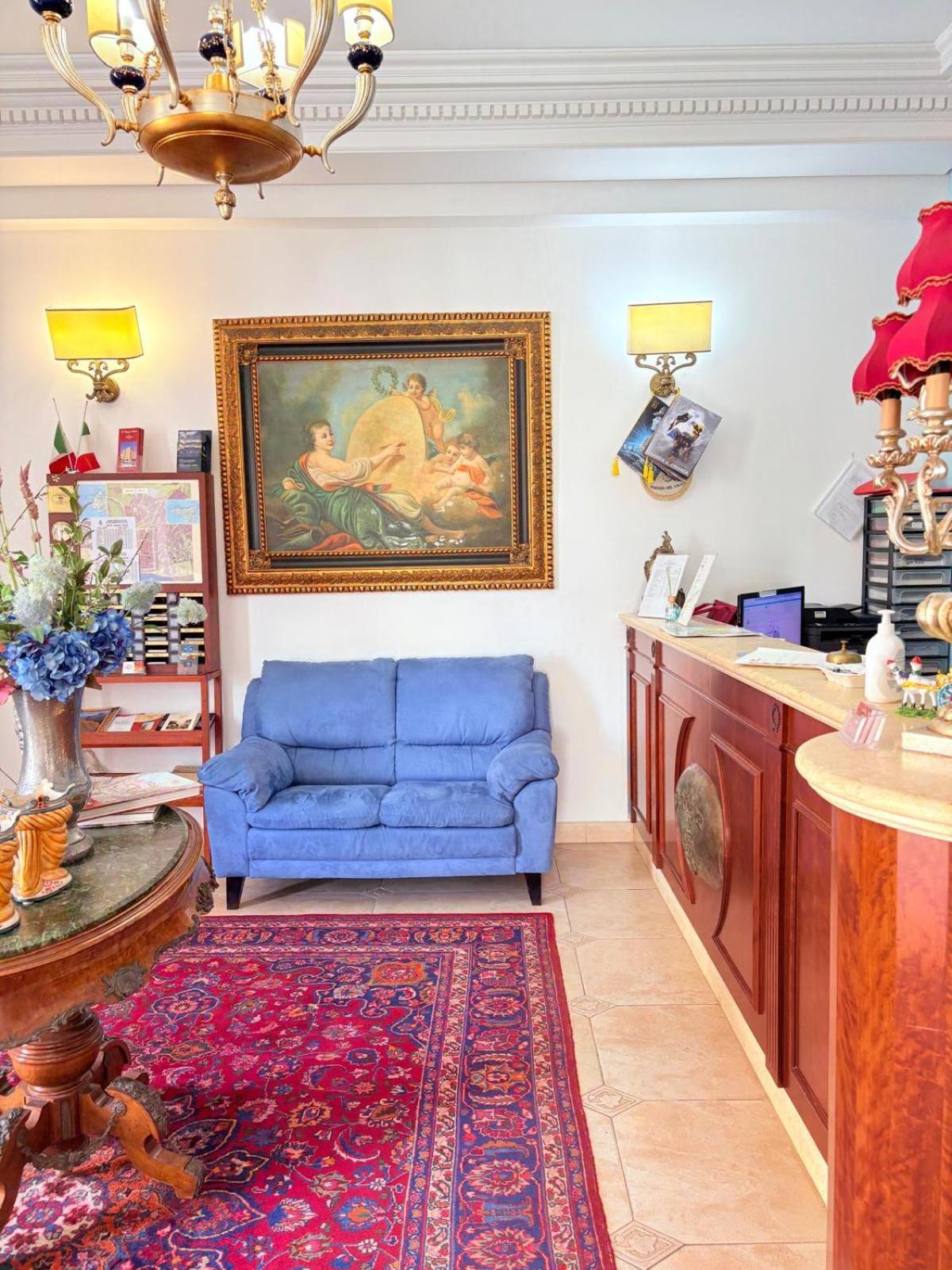 Hotel D'angelo Palace 3*
